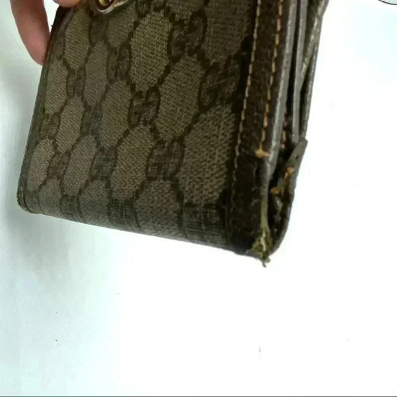 Gucci GG vintage wallet, GG hardware and logo - Picture 11 of 15